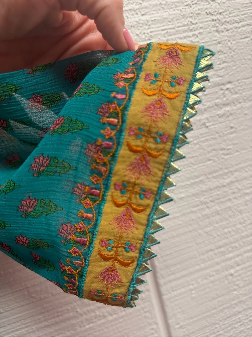 Ritu Kumar Embroidered Boho Tunic • Size Medium • Like New